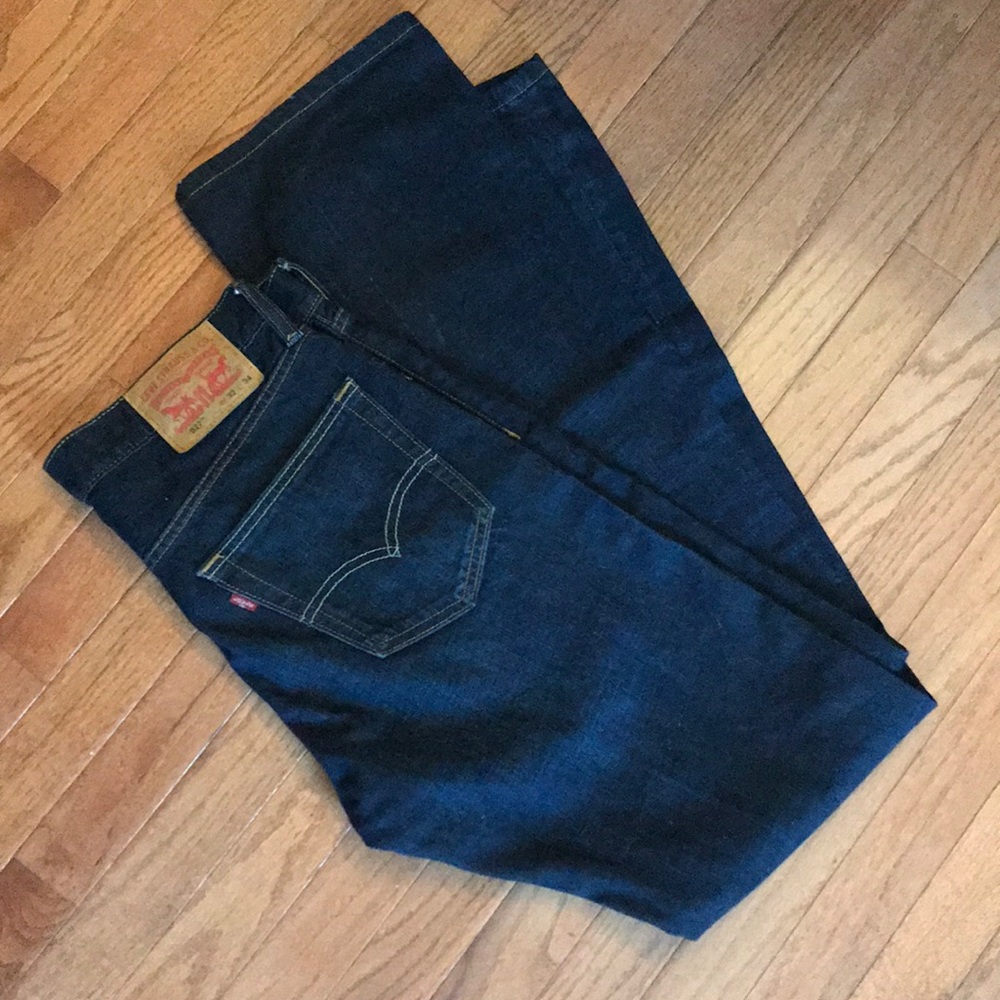 Levi’s 527 32x34 like new worn once